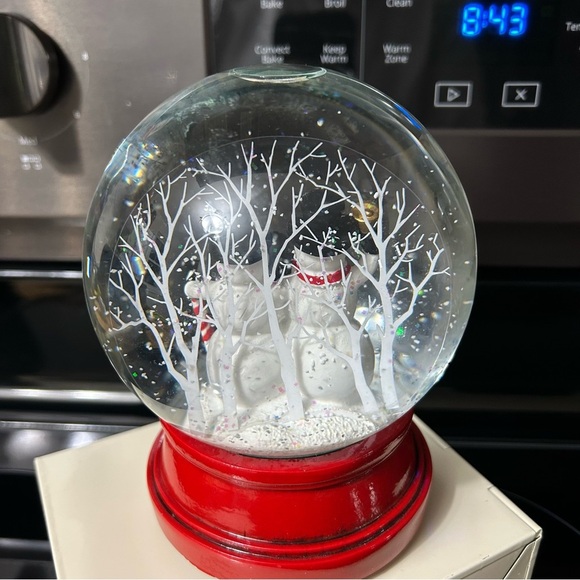 Red Snowman Holiday Decor Globe - Picture 4 of 6